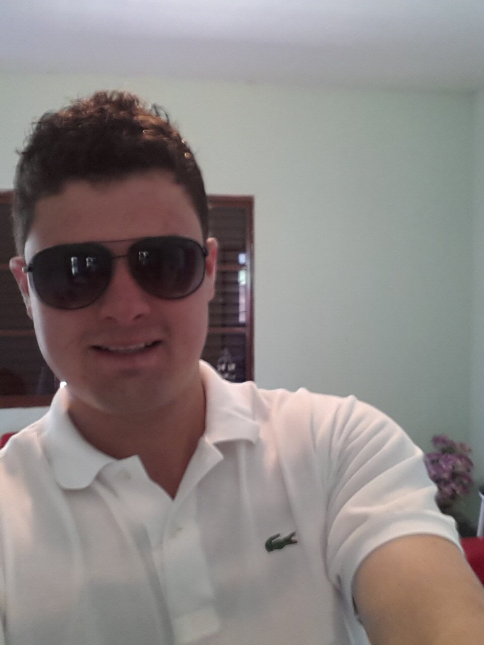Eles dizem que é impossível encontrar o amor sem perder a razão mas pra quem tem pensamento forte o impossível é só questão de opinião (8
