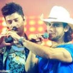 ♥...O tempo pode apagar as lembranças de um rosto, Mas nunca apagará lembranças de pessoas que fizeram de pequenos instantes GRANDES MOMENTOS...♥
