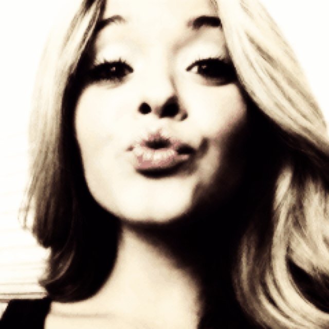 ♡ my face isn't very chanel ♡