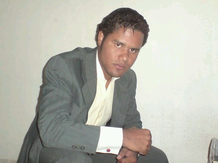 Sou Wilquer O'Donnell Howard ministro do evangelho de Cristo. Dono do selo independente do Ministério Missões sem Fronteira.