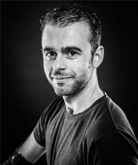 Hi, my name is Reese Truscott, I am a television producer in Tasmania, Australia. My interests are photography, drawing, painting, advertising, pop-culture heal