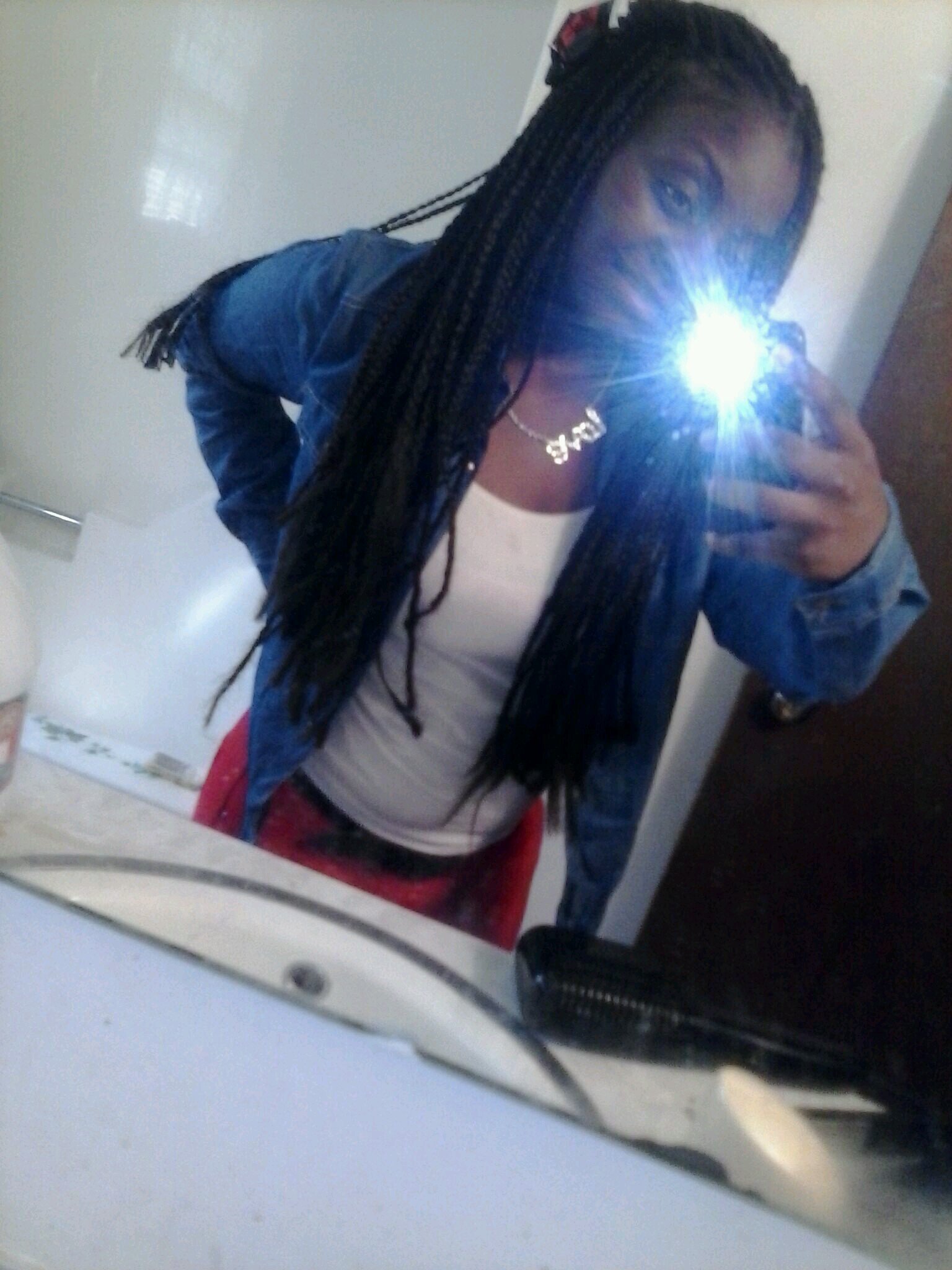 live nd love life dnt let it pass by u so fast dat u cant catch it