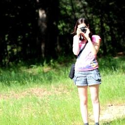 Hello! I am Emily. 
I love taking a photograph on the fine day! 
I murmur many pleasant talks and new things after this. 
Let's become friendly!