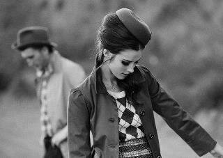 0598182811's profile picture. متى سيفهمون ان المرأة بحاجة الى اهتمام اكثر من حاجتها الى حب