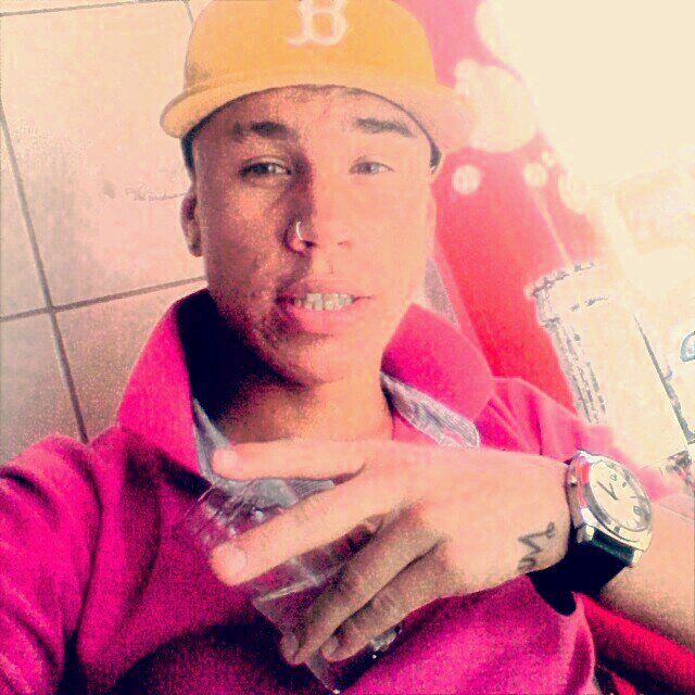 #MEUFATOO. 16 , Love ♥ Skate , ♥  ...  ...  ...  - Ser feliz (: http://t.co/CnqXcbm49x 
Segue lá - 
 http://t.co/Z0pnfVCrsd (=
http://t.co/aAoIEDIS43…