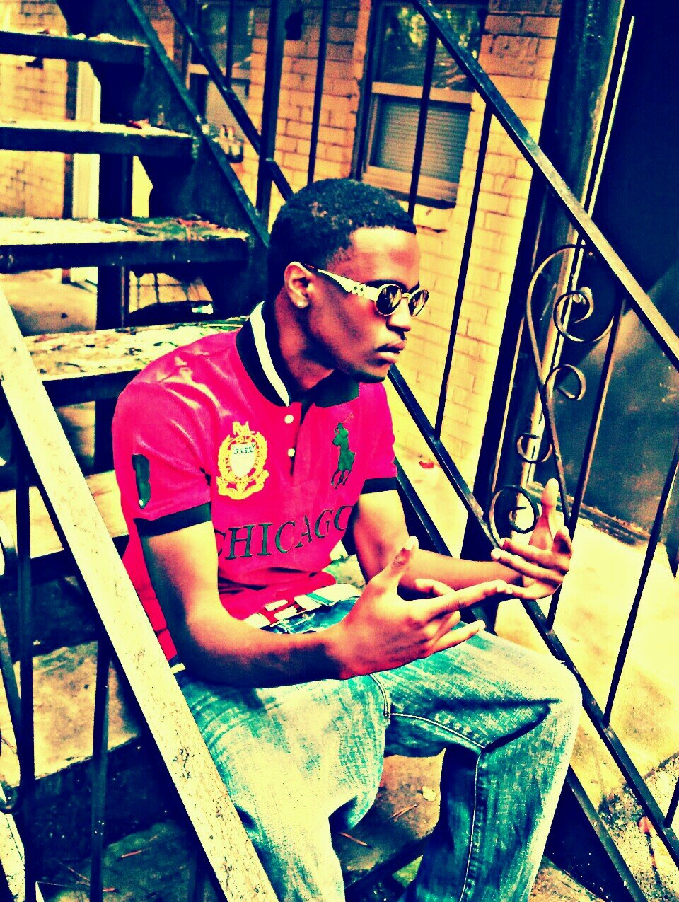 In the trap cookin up them babys .follow my #4eva @its_kiaababy
