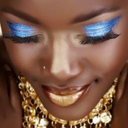 Lynntopolis's profile picture. Music loving foodie blogger that's looking to take over the world, one post at a time.