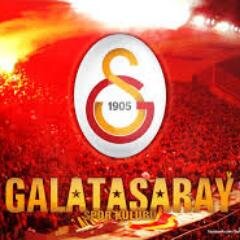koyu bir galatasaraylı öğrenci tuba büyüküstün hastasıı