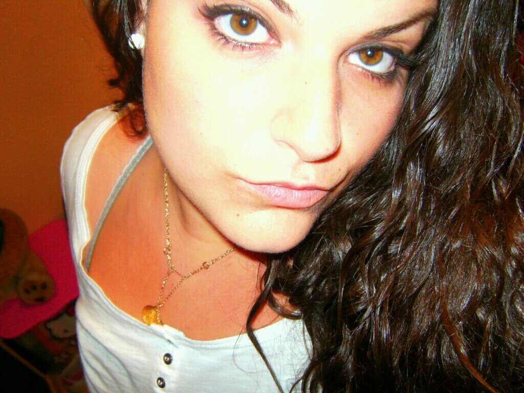 veronicalcolea's profile picture. 