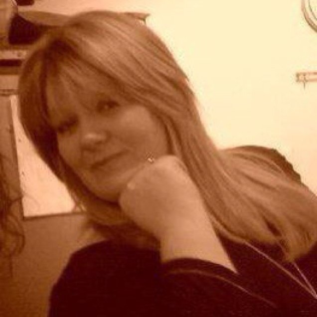 Manager at Mary  Ann Doyle homeless hostel.
radio presenter for http://t.co/04F6u11xLr
Studying media writing BA Honours at Greenwich University