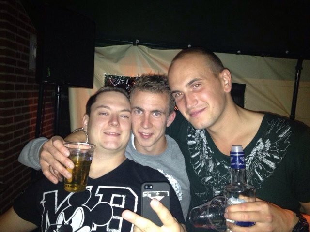 vraag het aaan me !!!