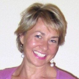 SuzanneWhealing's profile picture. Completely nuts about Formula 1🏎🏁 Love Paris 🇫🇷 Adore good food! Huge admiration for emergency services 🚓🚑🚒 Animal mad!