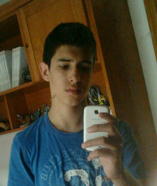 15. Deportista y estudiante, amante del futbol y la fiesta