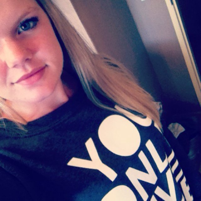 - ♡ Damian - MBO kapper - VOC A1 - † mama