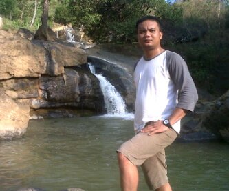 Saling mengasihi sesama manusia