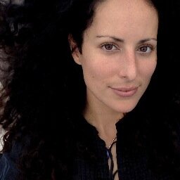 unstruck_sound's profile picture. Oracle Talk Editor-at-Large for Spirituality and Emergence, Wild Woman,  Reiki Master, Paradigm Shifter, High Priestess, Dance Machine, Rainbow Maker!