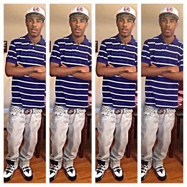 IMMA TRUE RELIGION GOD  SAGGING ALL THESE DOUBLE G'z  YOU MIGHT FIND ME IN A FENDI  OR A COUPLE L.Vs !!!!