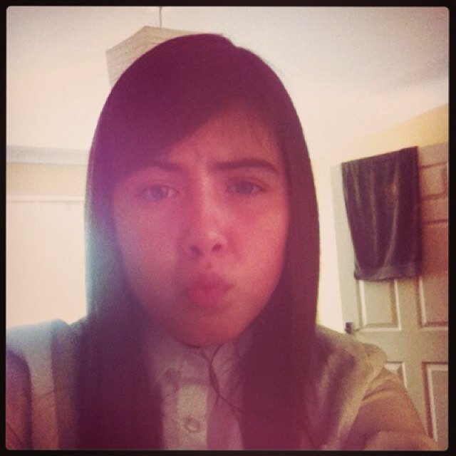 HollieCool's profile picture. 