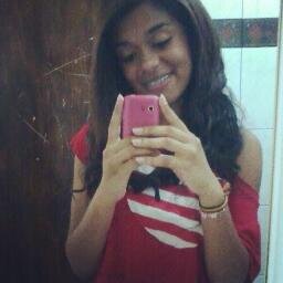 Me segui ai poxa , eu sigo de volta *-*