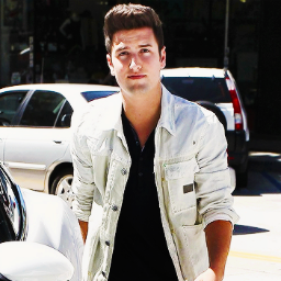 #BigTimeDreamer!! @1LoganHenderson is my Batman!!!