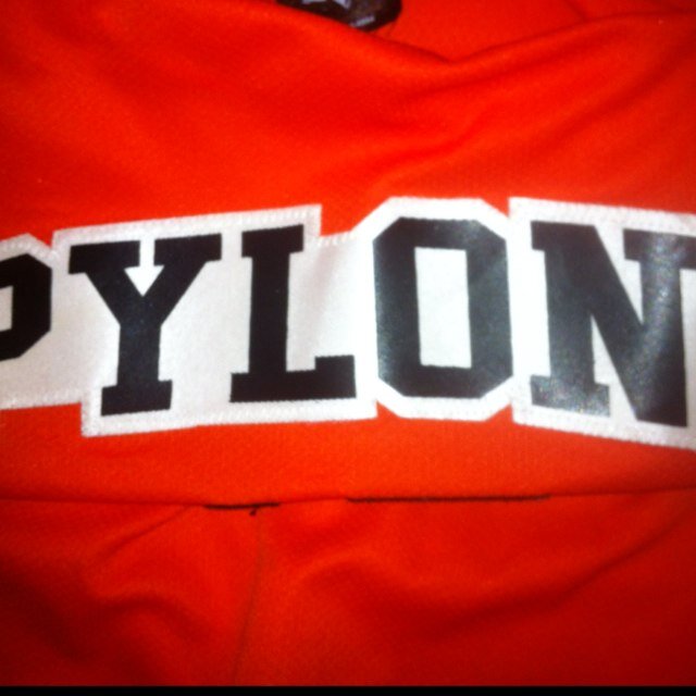 Pylonspuck's profile picture. A mediocre mens hockey team leading the league in bar appearances.
