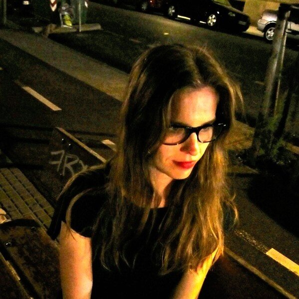 You can always tell a real friend: when you've made a fool of yourself he doesn't feel you've done a permanent job.