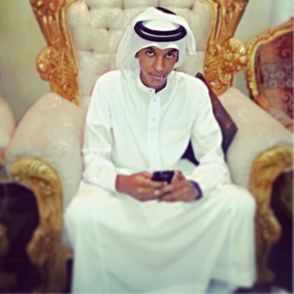 ‏عاشق للنمور اﻻتحادية # اردد دائما ** مابين غمضة عين وانتباهتها يغير الله من حال الى حال #