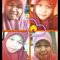 Aq tuu orng'e,.?? - azyikk - ztiaa - up ad'a - humorizz - agk cuek tpi romantizz udh dech gtc aj,. Yg laen nyuzull,.hehe
gag lupa salam satu hati cliquers :)