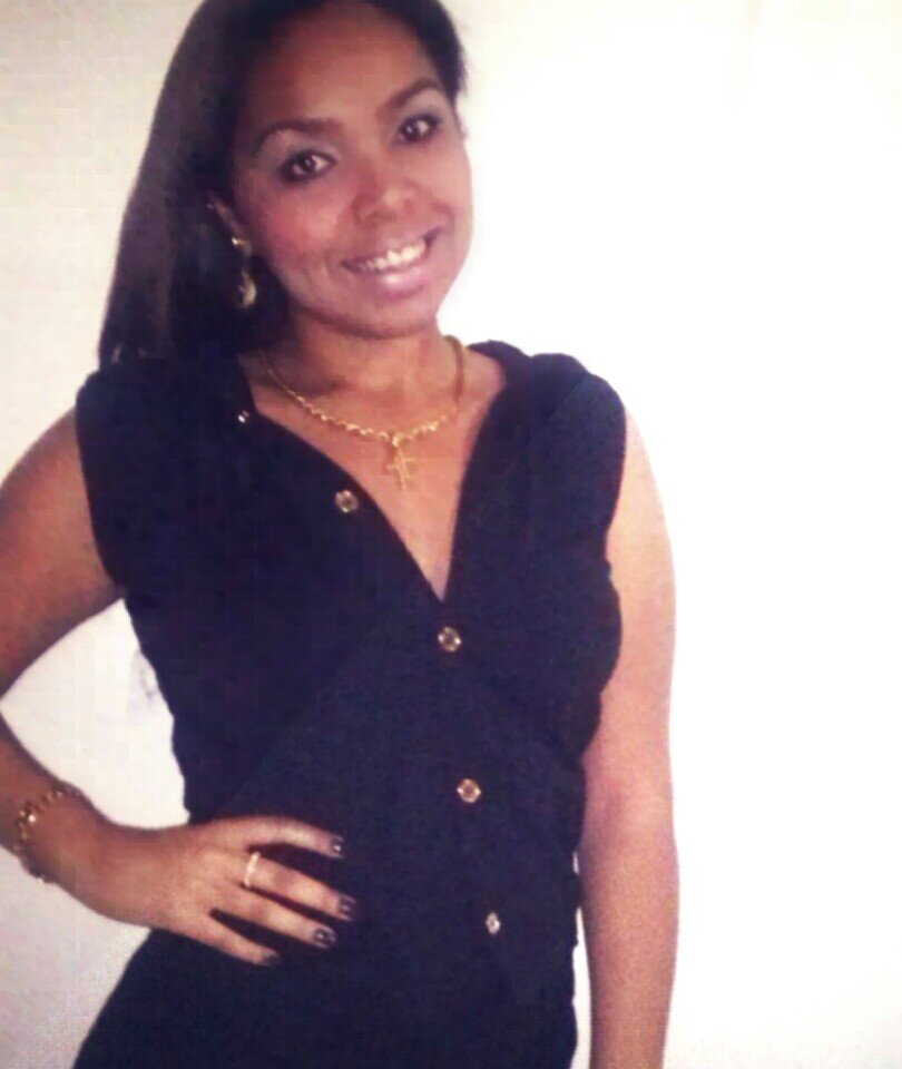 Carioca,Amiga,Feliz e adepta ao Sincericídio. sou uma pessoa que sabe o que quer e ama a familia e os amigos.:)™ B❤ ❤ A
