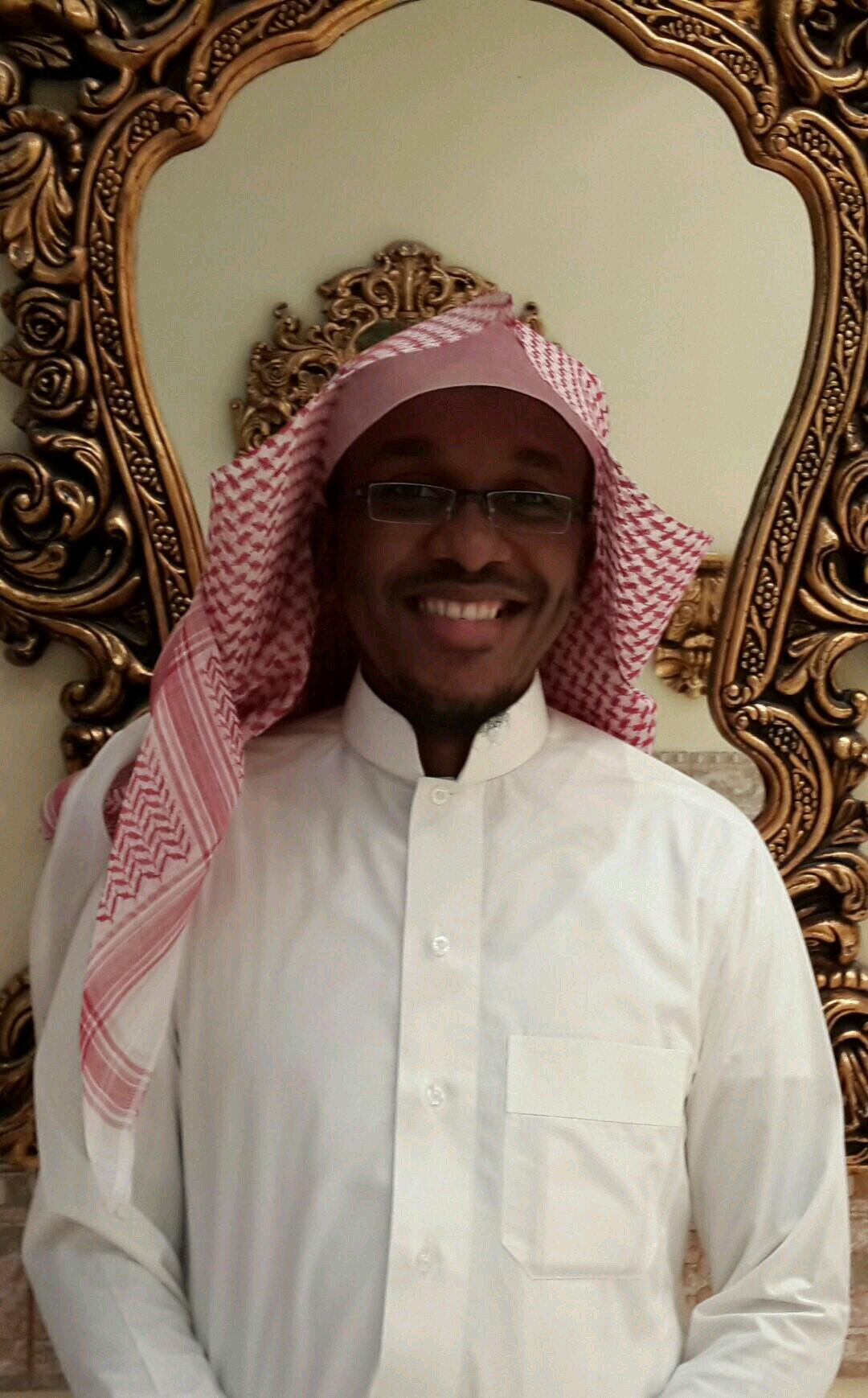 ..أمنيتي في الحياة رضى الله عزوجل ونفع الناس بما هو مفيد..تابعوني تستفيدوا مما أكتب..رزقنا الله وإياكم العلم النافع والعمل الصالح.