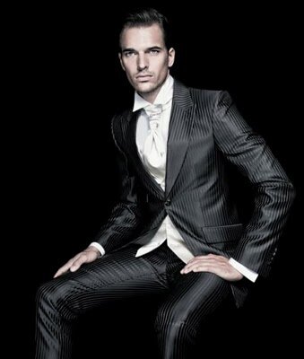 SeduccionyPoder's profile picture. Controle las opciones; haga que los otros jueguen   con las cartas que usted reparte.