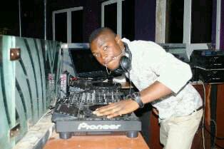 Producer,Remixer, Promoter, Club Dj,Battle Dj,Radio Dj,Artist's official Dj,u can holla @+2347036549407 email @ sleek4fame@yahoo.com