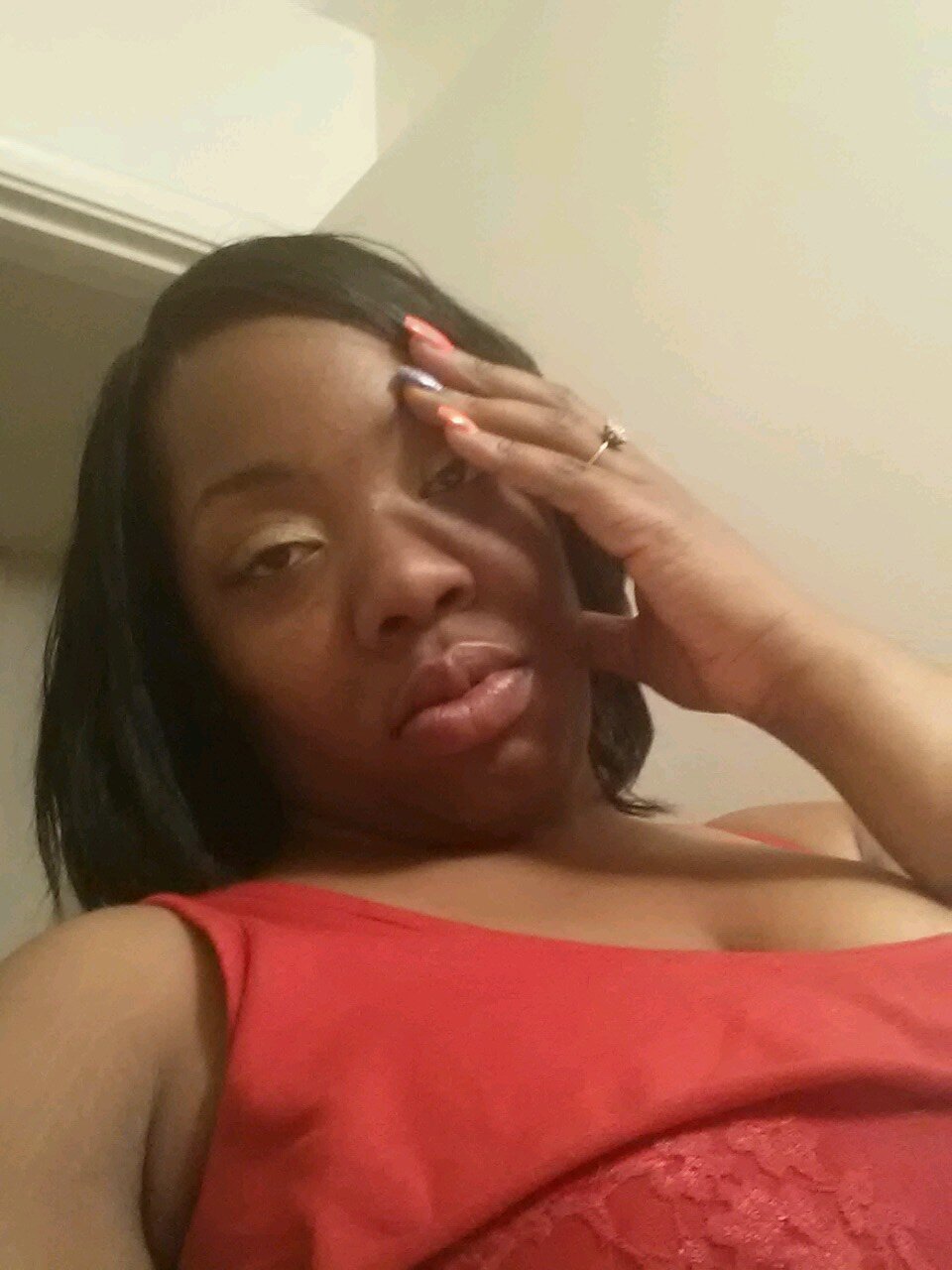 Dont tak MY kindNESS 4 weAKNESS!! LUv makn MONEy, SPendn Money, N GEttn MONEy!!  So if YA aint TAlkN moneY den YA aint TALkn SHit!!! IF ya REAL den FOLLOW ME!!!