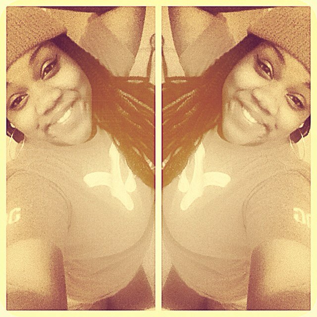 ` just a girl , who's in love but ...... S i N G L E ( : #1700blk , i aint even looney but L's TF UP LOONEY !