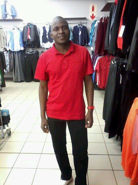 manabela58's profile picture. 