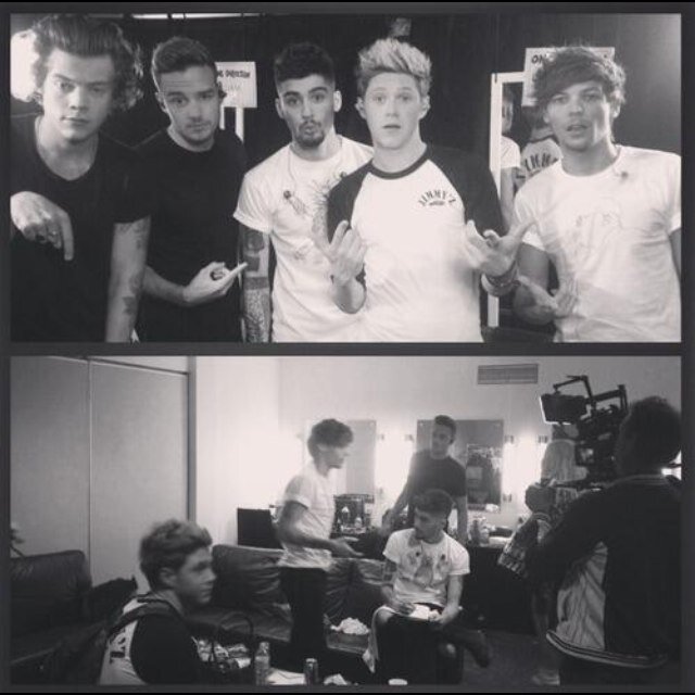 1D❤One Direction❤I Love You❤

Harry❤Niall❤louis❤zayn❤Liam❤