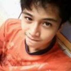 Gua berumur 16thn,club basketball,club fredo,and club kid.
keahlian gue men gitar,drum & gue bsa silat :) B)