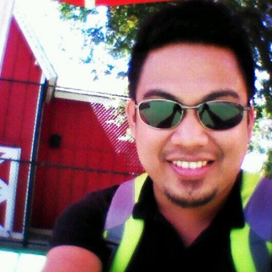 ...i love, i trust! ^_^