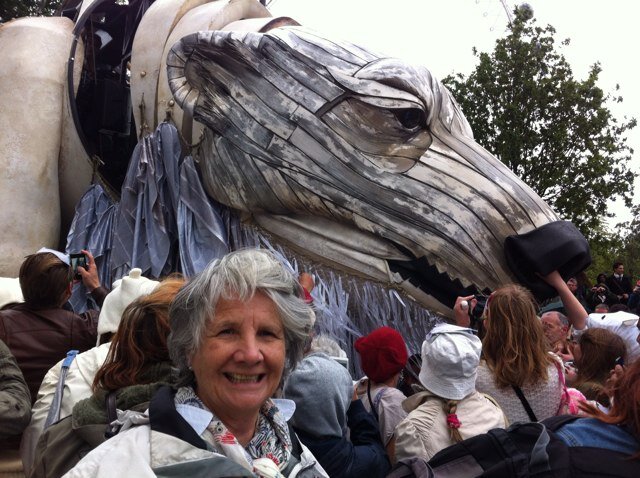 Enjoy painting and reading , The Guardian, walking in the countryside and swimming in the sea , time with family and friends and climate activism .
