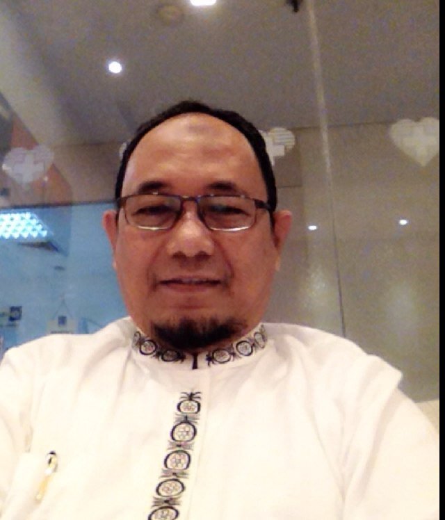 Carilah akhiratmu , maka dunia pun akan kau dapatkan