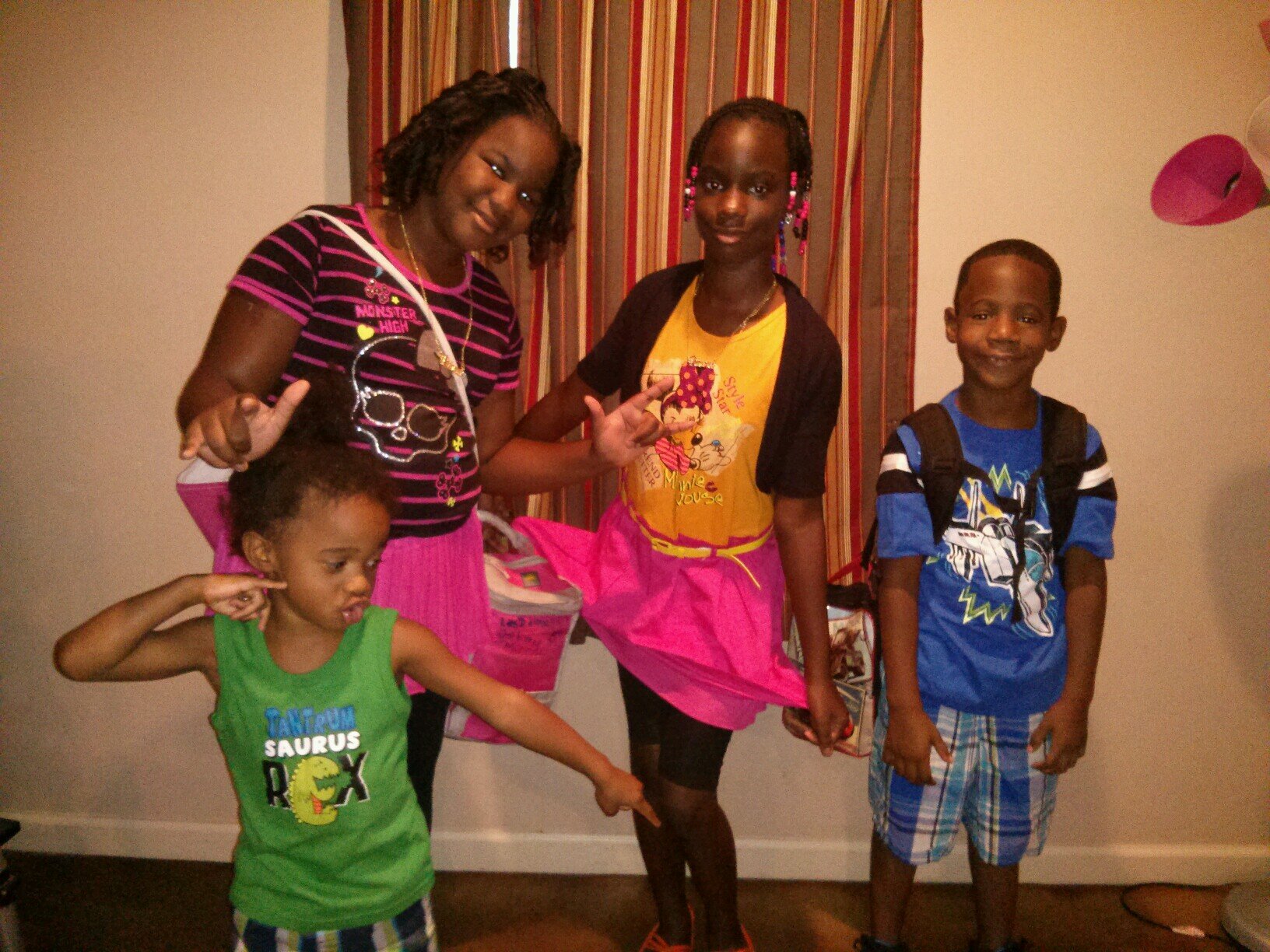 I LUV MY LIFE AND RITE NOW I'M ON MY GROWN WOMAN SHIT ND ITS ALBOUT ME ND MINES US AGAINST THE WORLD....U LIVE AND U LEARN.AND THE ONLY PRESON I TRUST IS GOD
