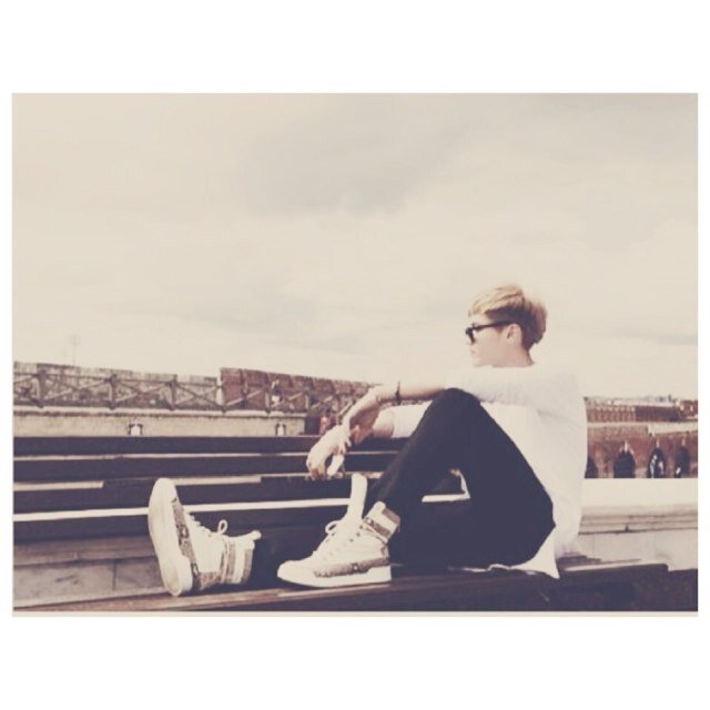 อาห์.. อู๋ฟาน สุดหล่อมาแล้วครับ.. ♥ ผม 'หื่น' งั้นหรอ? ไม่จริงหรอกครับ :) ลองฟอลก่อนสิครับ แล้วจะรู้ว่า ผม หื่น จริงรึเปล่า ♥ #27/09/13