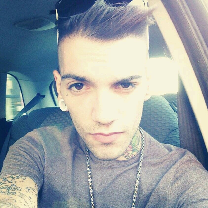 Haters make me famous. Follow me. ;)