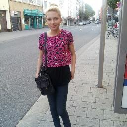 sassoustephanie's profile picture. I'm a teenager.i have a messy room,i spend most of my time online,i go to bed late,and i'm crazy about one direction!.follow me follow back