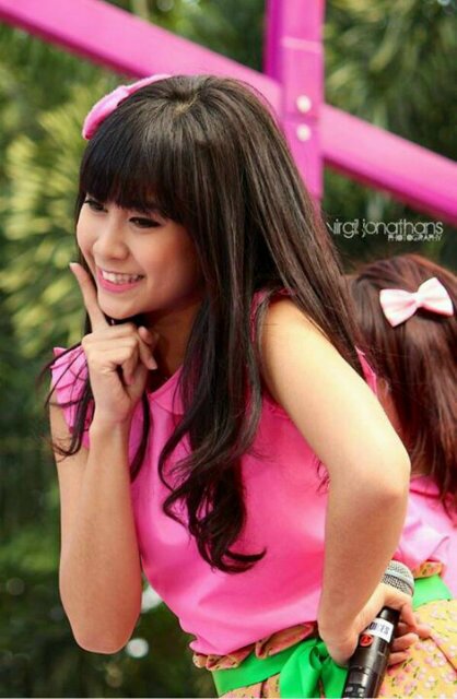 Keep support Anisa \(^▿^)/