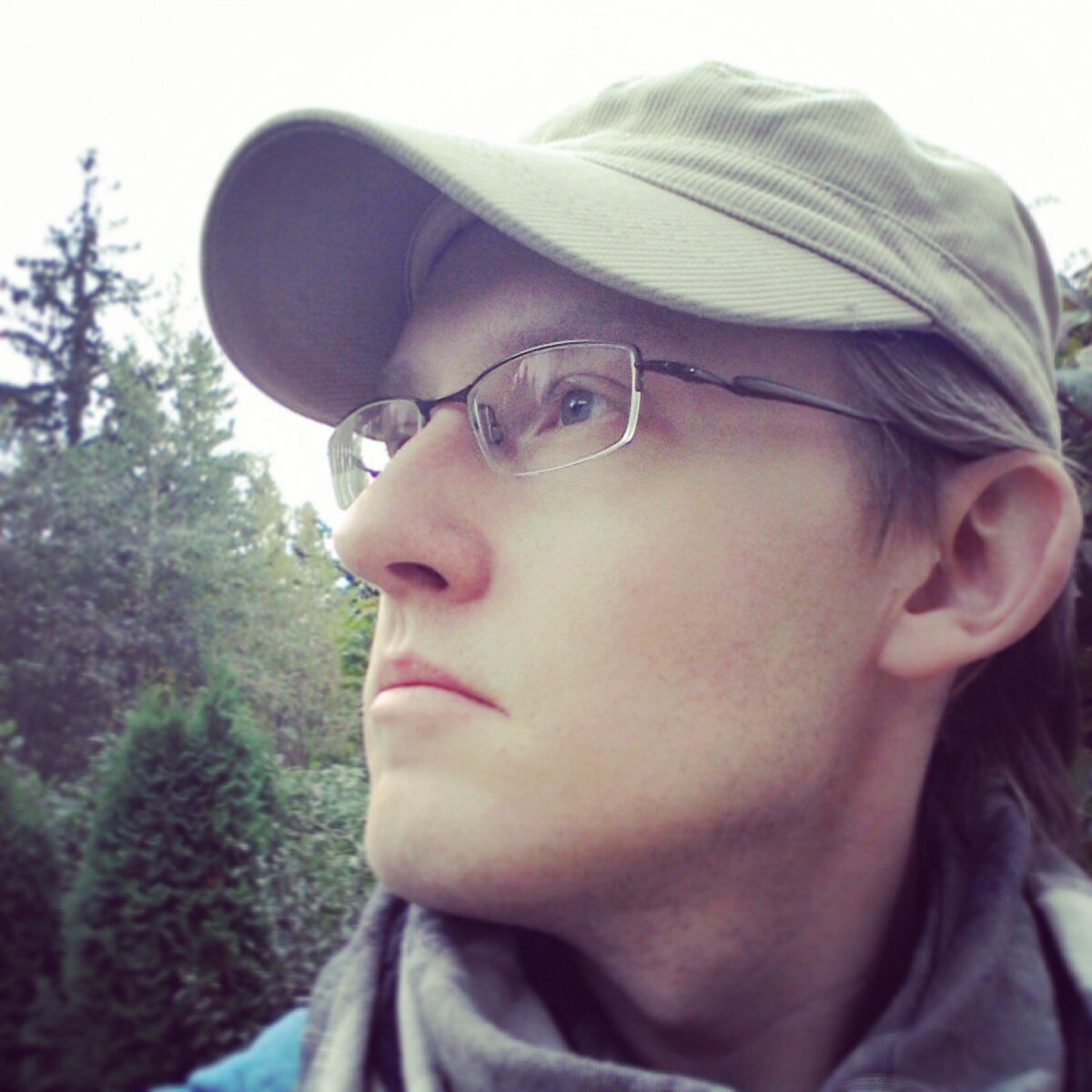 A general cog in the IT crowd, MBA freshman, aspiring runner wannabe and a gamer geek dad - Jack of all trades, master of none.