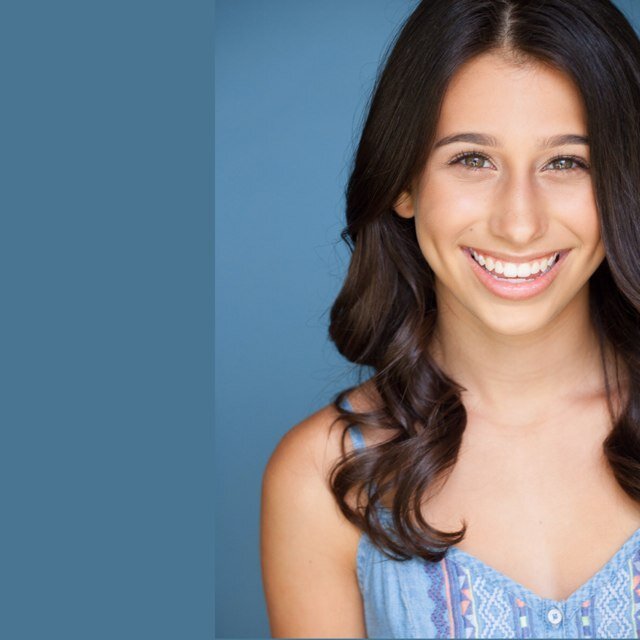 Paola Andino desktop Wallpapers