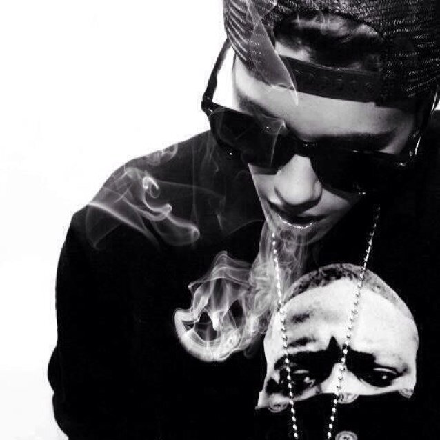 @justinbieber and @arianagrande | i want to have superpowers