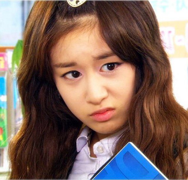 #Bthh #TARA  อันยองแยงแยงยอง ฉันจียอน จาก T-ara สวยใสไร้สติ(?) ยินดีที่ได้รู้จักคะ ^^
