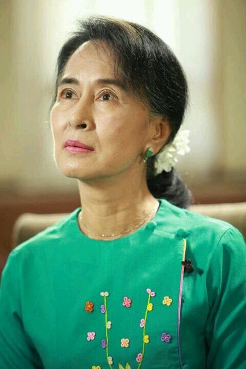 Zinkoshwetaung's profile picture. 